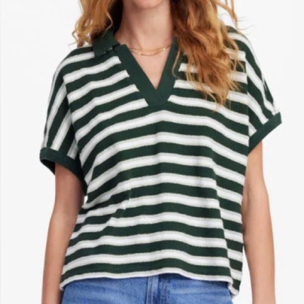 Madewell Women’s Relaxed V-Neck
Polo Shirt in Green Stripe XL